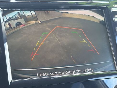 Used 2023 Nissan Murano S image 6