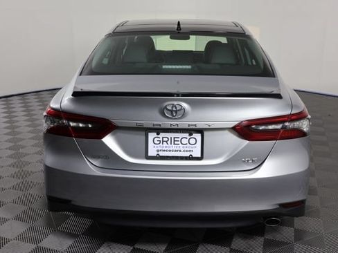 Used 2022 Toyota Camry XLE w/ Navigation Package FWD image 7