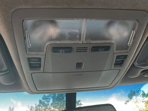 Used 2012 Toyota Camry SE image 37