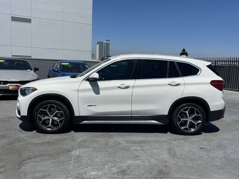 Used 2018 BMW X1 xDrive28i AWD/4WD image 3