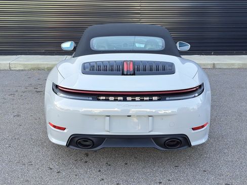 New 2026 Porsche 911 Carrera image 6