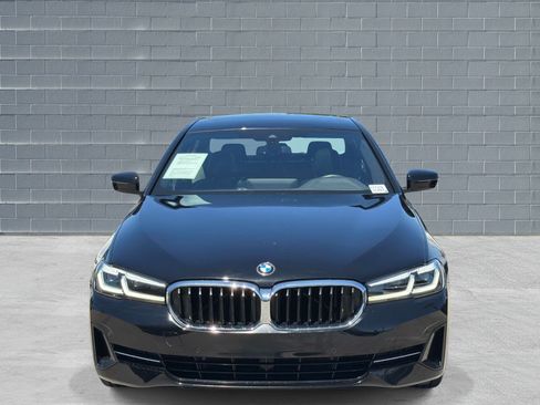 Used 2023 BMW 530i w/ Convenience Package RWD image 2