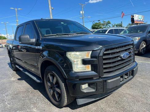 Used 2017 Ford F150 XLT w/ Equipment Group 302A Luxury RWD image 4