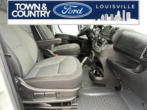 Used 2023 RAM ProMaster 3500 FWD image 24