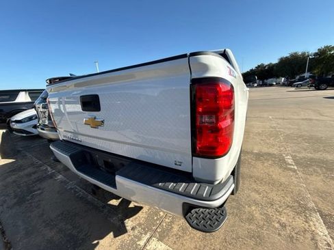 Used 2018 Chevrolet Silverado 1500 LT w/ Texas Edition AWD/4WD image 6