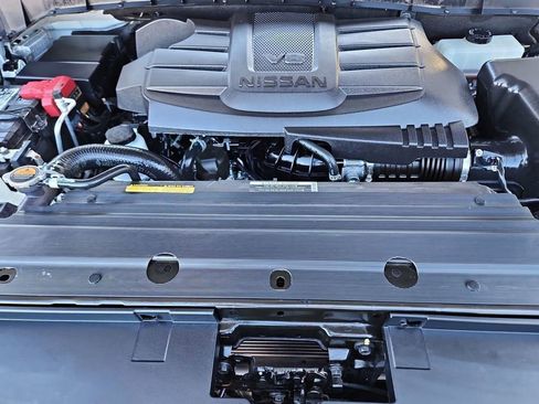 Used 2023 Nissan Titan PRO-4X w/ Pro-4x Convenience Package image 23