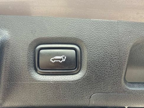 Used 2020 Hyundai Santa Fe Limited FWD image 19