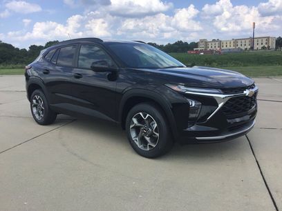 New 2025 Chevrolet Trax LT