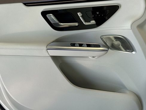 Certified 2023 Mercedes-Benz EQE 350+ 4MATIC SUV image 17