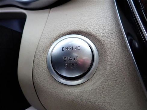 Used 2018 Mercedes-Benz C 300 Sedan image 20