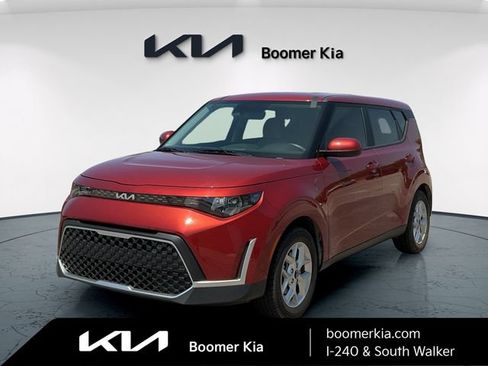 Certified 2024 Kia Soul LX w/ Option Group 015 FWD image 1