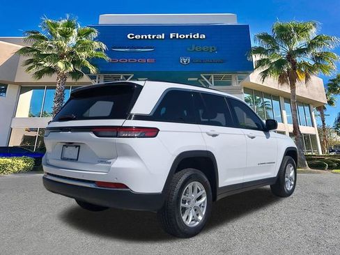 New 2026 Jeep Grand Cherokee Laredo RWD image 5