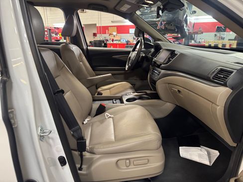 Used 2023 Honda Ridgeline RTL image 19