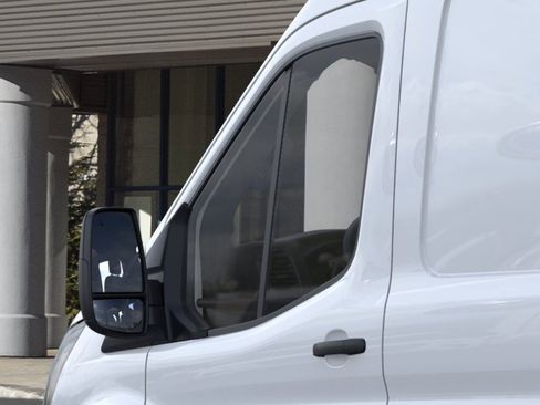 New 2026 Ford Transit 250 148 Medium Roof w/ Load Area Protection Package RWD image 20