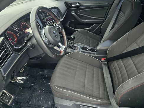 Used 2019 Volkswagen Jetta GLI image 23