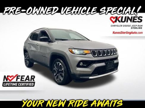 Used 2024 Jeep Compass Limited image 1
