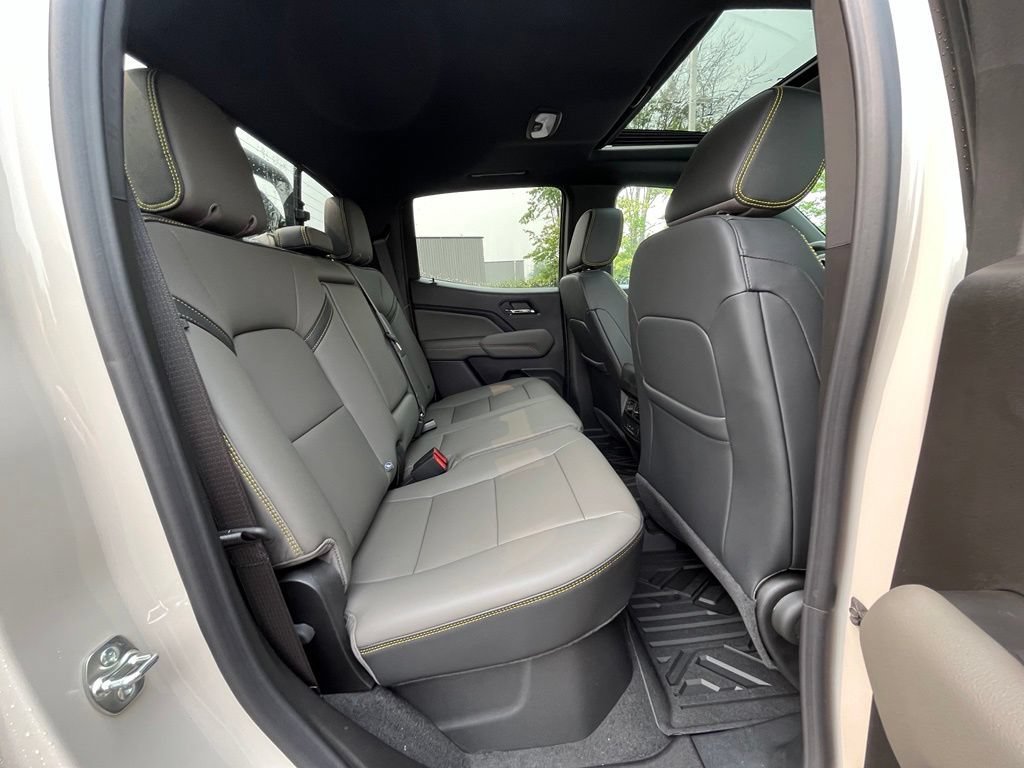 New 2026 Chevrolet Colorado ZR2 w/ ZR2 Bison Edition AWD/4WD image 17