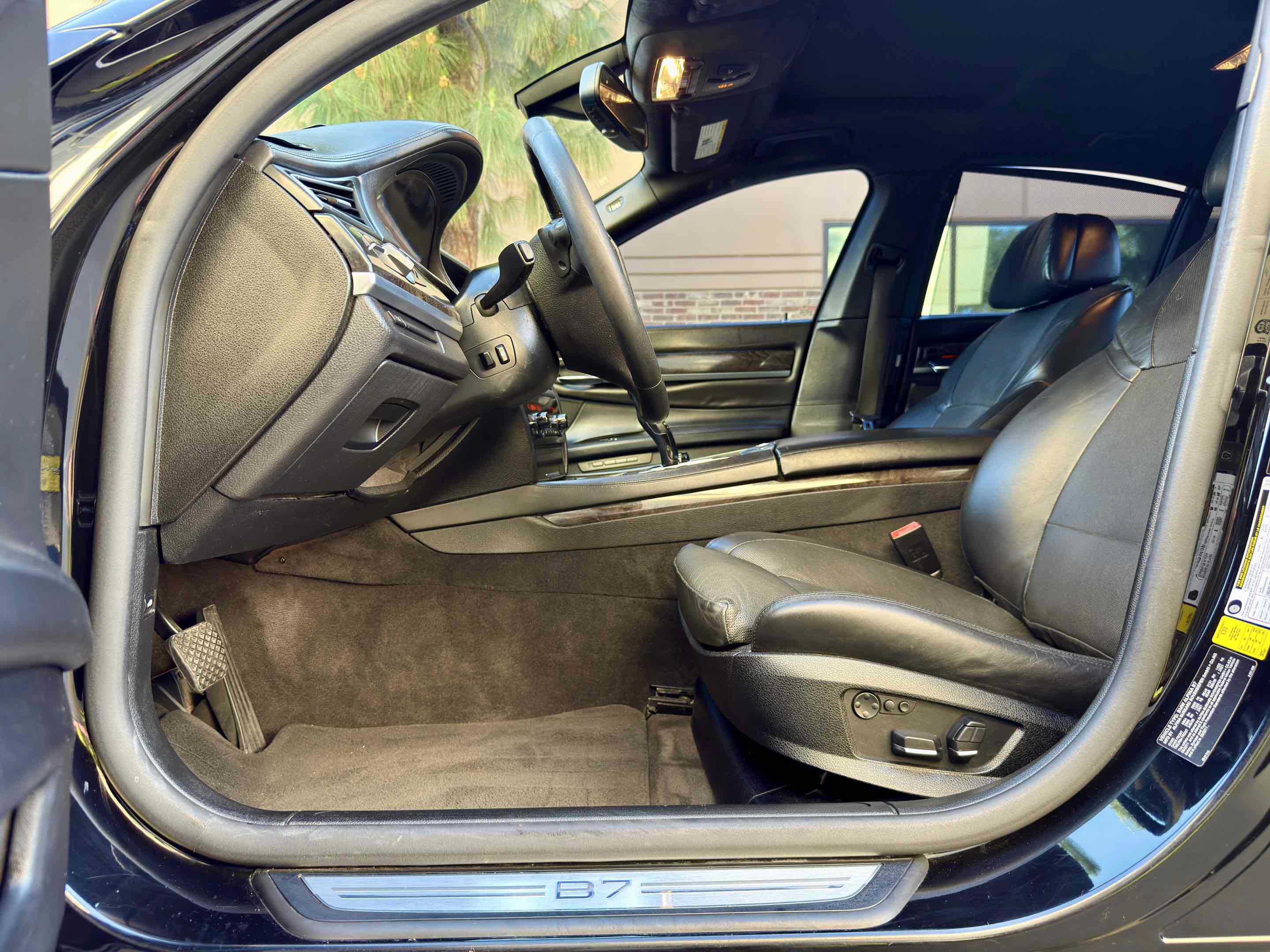 Used 2012 BMW ALPINA B7 RWD image 52