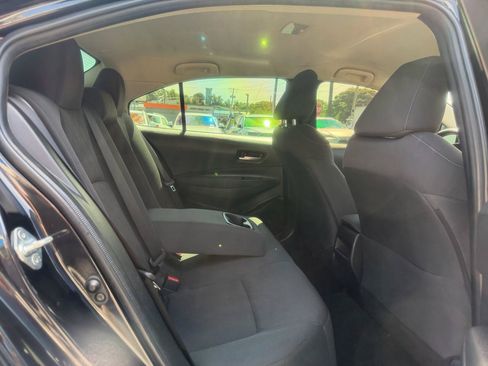 Used 2020 Toyota Corolla LE FWD image 25