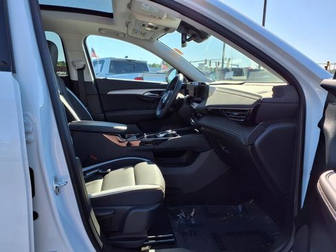 Used 2025 Buick Envision Sport Touring AWD/4WD image 26