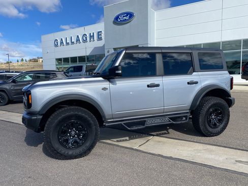 Used 2023 Ford Bronco Wildtrak image 26