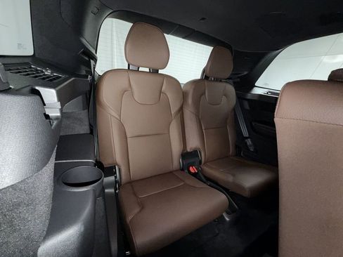 Used 2024 Volvo XC90 T8 Plus w/ Protection Package AWD/4WD image 7