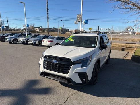 Used 2025 Subaru Ascent Bronze Edition w/ Popular Package #2 image 3