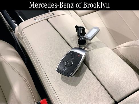 Certified 2025 Mercedes-Benz GLA 250 4MATIC image 13