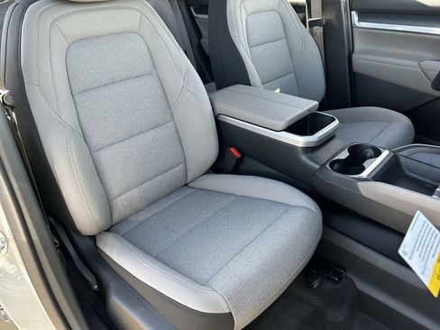 New 2026 GMC Terrain Elevation FWD image 28