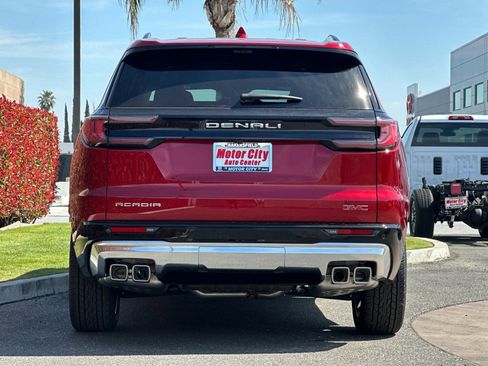 New 2026 GMC Acadia Denali w/ Super Cruise Package image 5