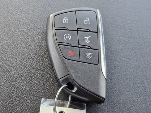 Used 2025 Chevrolet Tahoe Z71 AWD/4WD image 40