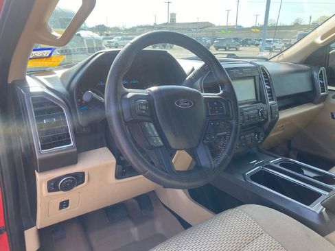 Used 2016 Ford F150 XLT w/ Equipment Group 302A Luxury image 12