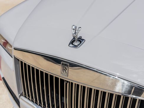 New 2026 Rolls-Royce Cullinan image 18