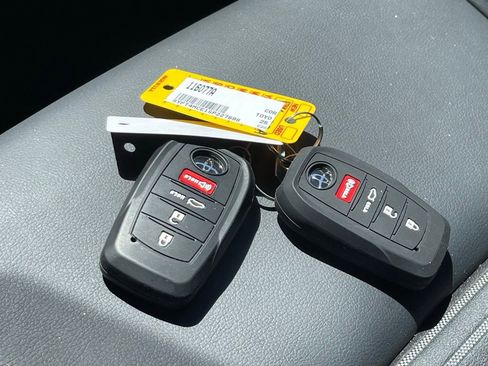 Used 2025 Toyota Corolla XSE FWD image 10