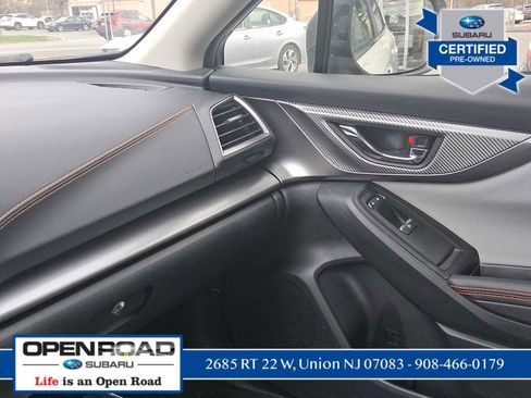 Used 2023 Subaru Crosstrek 2.5i Limited w/ Moonroof Package image 17
