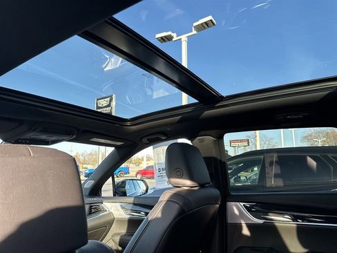 Certified 2025 Cadillac XT5 Premium Luxury w/ Technology Package image 21