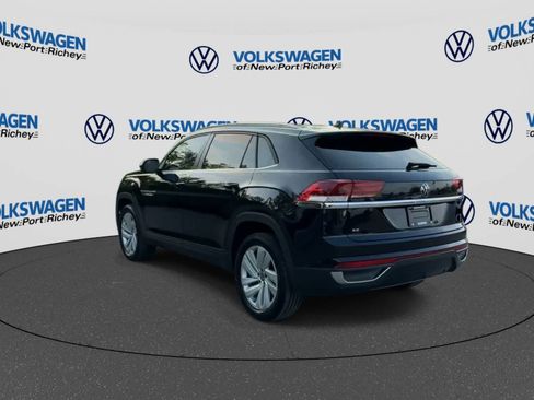 Used 2023 Volkswagen Atlas Cross Sport SE FWD image 6