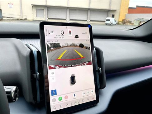 New 2026 Volvo EX30 Plus w/ Climate Package image 20