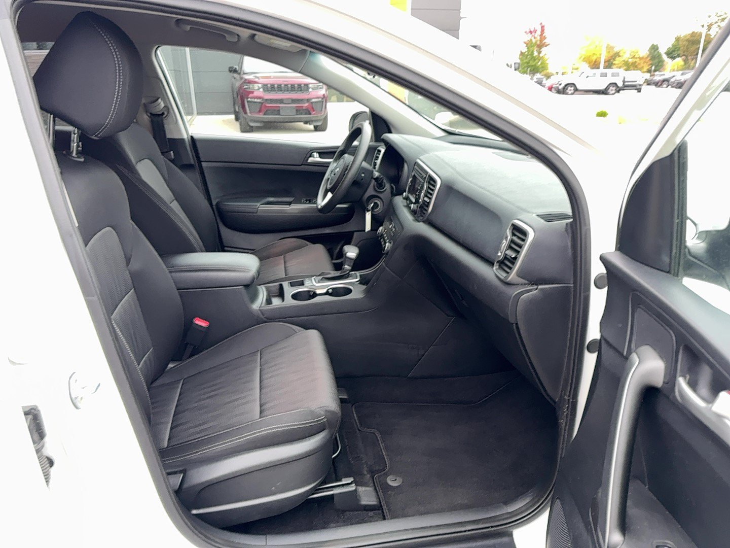 Used 2019 Kia Sportage LX AWD/4WD image 20