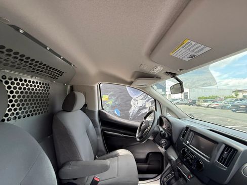 Used 2021 Nissan NV200 SV w/ Back Door Glass Package FWD image 38