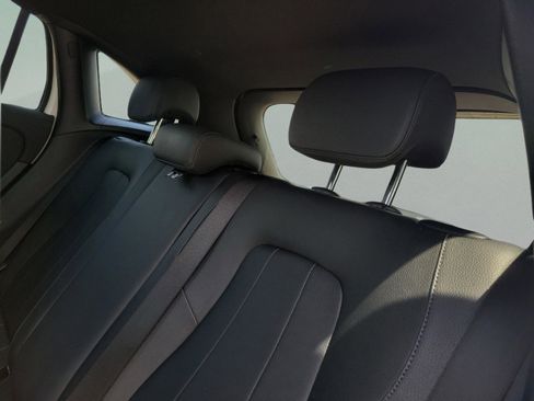 Certified 2022 Mercedes-Benz GLA 250 image 9