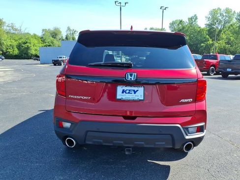Used 2025 Honda Passport EX-L image 6