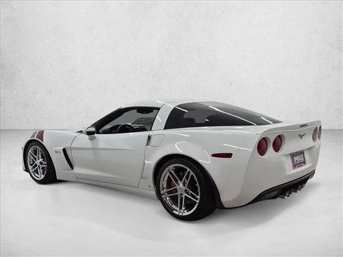 Used 2007 Chevrolet Corvette Z06 w/ Preferred Equipment Group RWD image 8
