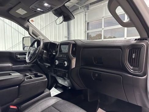 Used 2024 GMC Sierra 3500 Pro AWD/4WD image 24