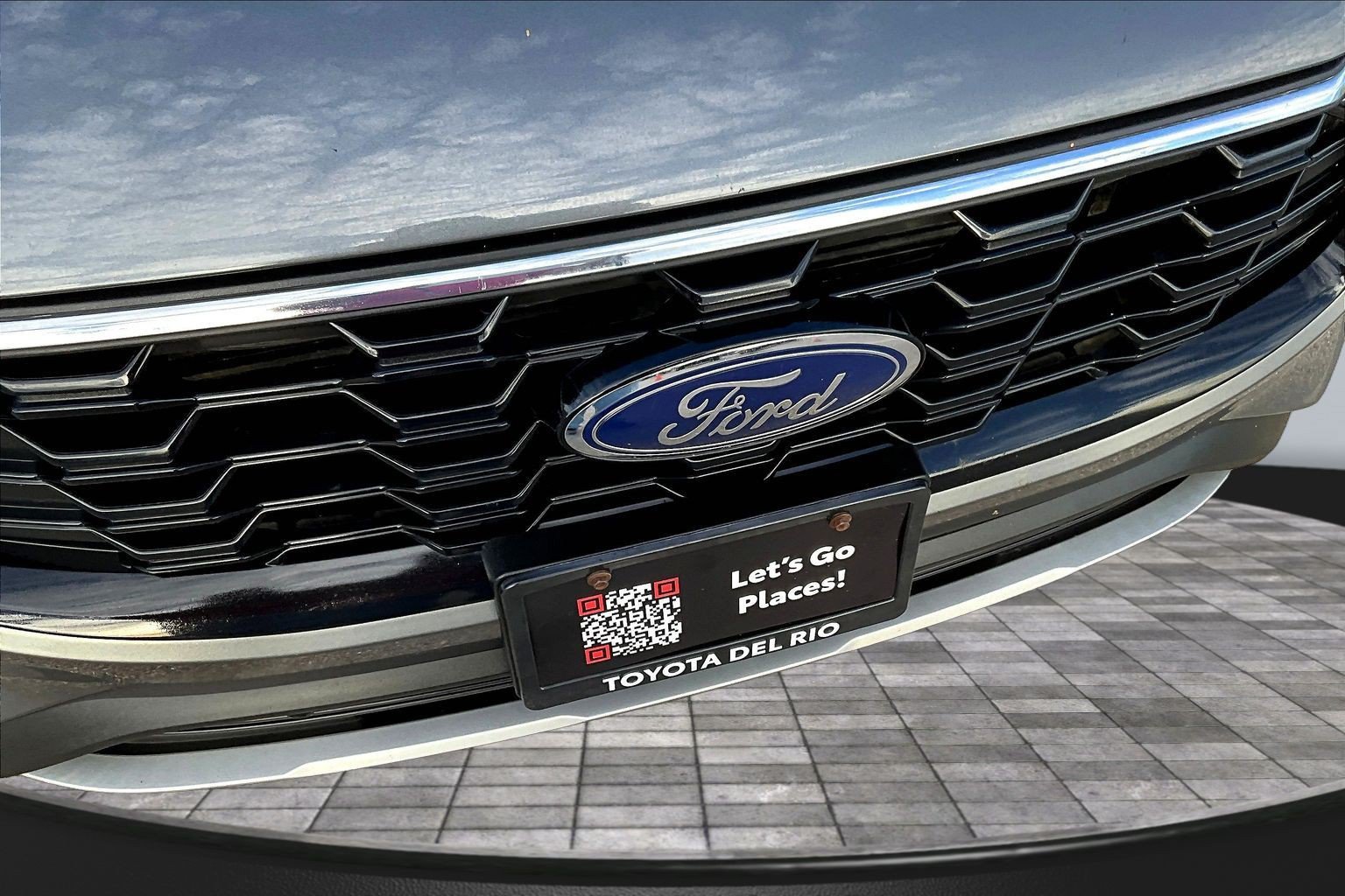 Used 2025 Ford Escape ST-Line Select AWD/4WD image 32