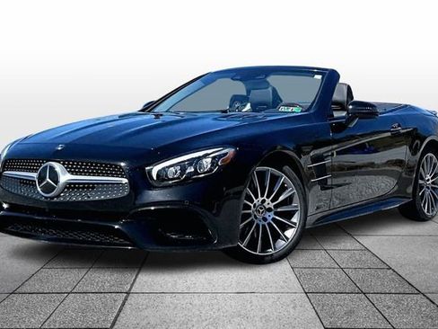 Used 2019 Mercedes-Benz SL 550 image 2