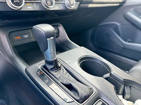 Used 2025 Honda Civic Sport image 16