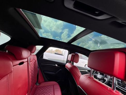 Used 2018 Audi SQ5 Prestige w/ Prestige Package image 34