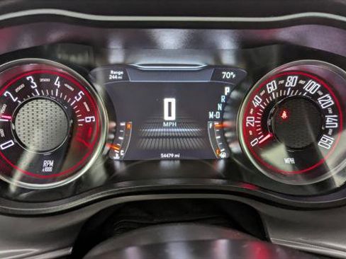 Used 2023 Dodge Challenger SXT image 19