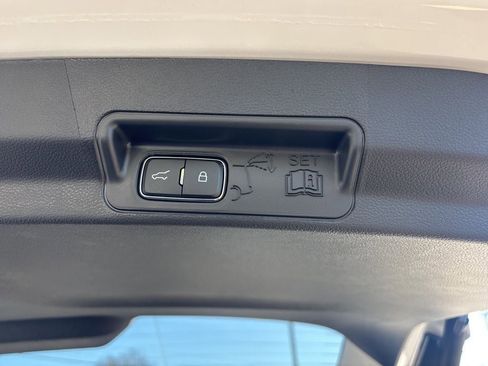 New 2026 Ford Explorer Active image 44